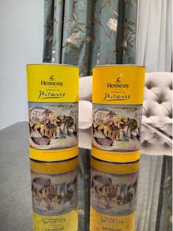 Hennessy Tribute To Picasso Box and “Empty Botle” 350ml