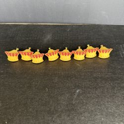 8 crown dresser knobs