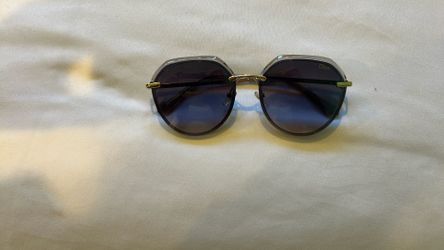 Dior Sunglasses 🕶️