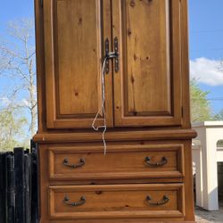 Perfect  condition Cabinet 