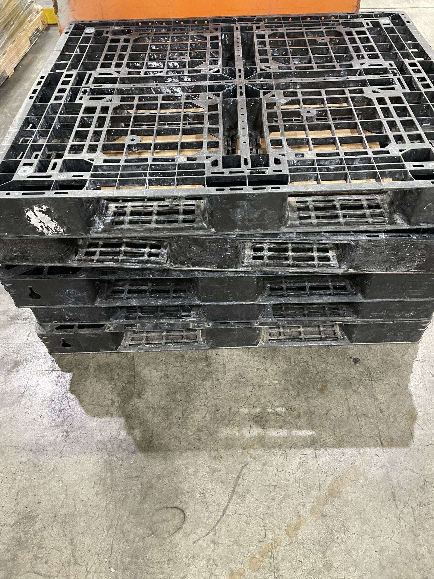 Plastic pallets