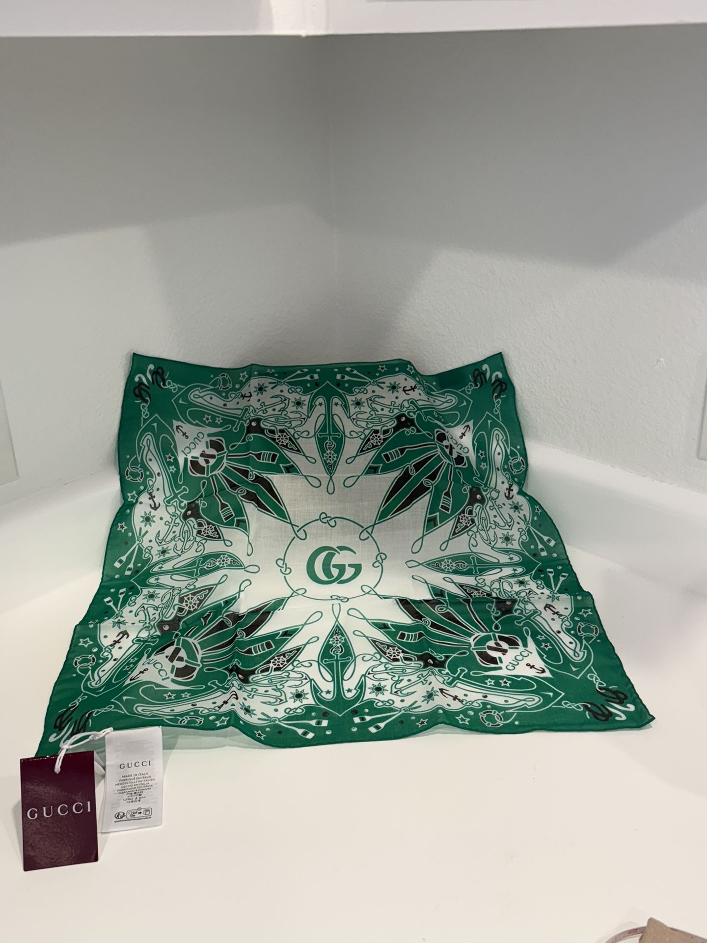 Gucci GG Logo Sailor Green/White 55cmx55cm Cotton Square Scarf, Bandana, NWT