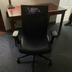 Office Chairs 