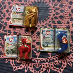 International McDonald’s Bear’s — Collectible — Unopened 