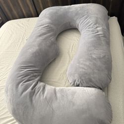 Pregnancy Pillow