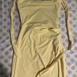 Shien yellow mini dress, size XS , sleeveless, bow , backless 
