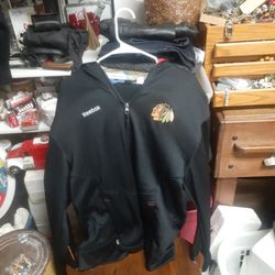 Reebok, Long Sleeve, Hooded Sweat Shirt, Size LG, Like New Blackhawks