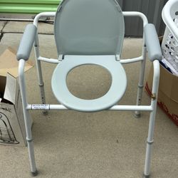 Commode 