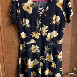 Dress With Yellow Flowers XL