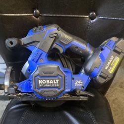Kobalt XTR 24-volt 7-1/4-in Brushless Cordless Circular Saw