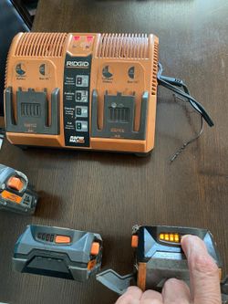 Ridgid Charger and 3 batteries