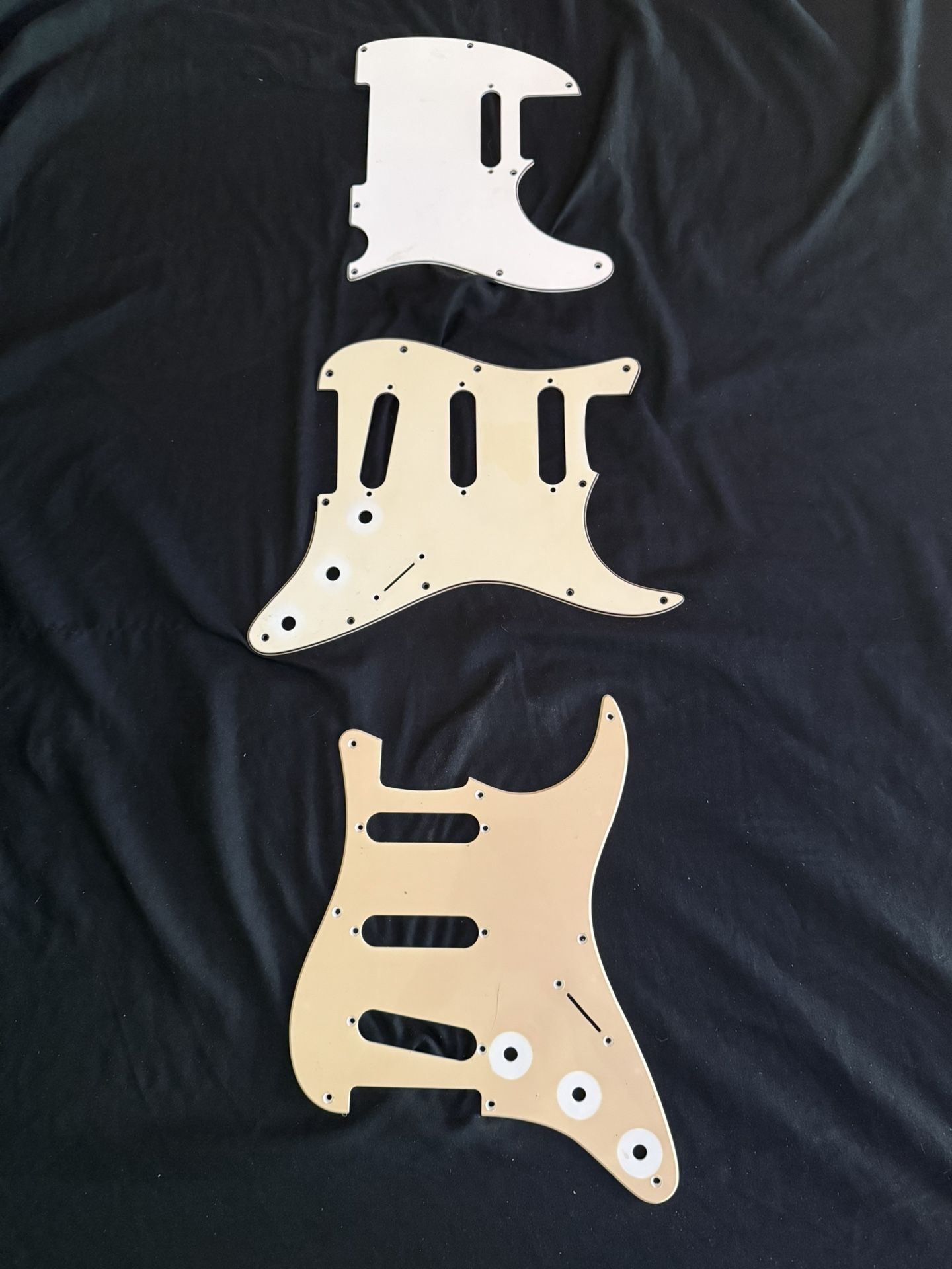 Fender Guitar Pickguards For Sale