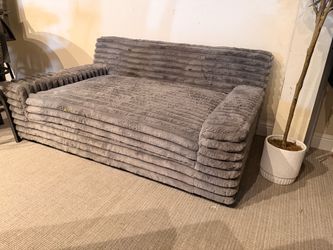 Large Gray Plush Pet Bed