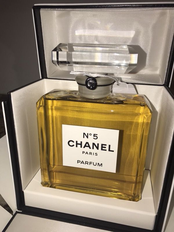 Chanel No. 5 PARFUMERIE Extremely rare 15.2 is (450ml) in original box made  in France fragrance / perfume for Sale in Gardena, CA - OfferUp