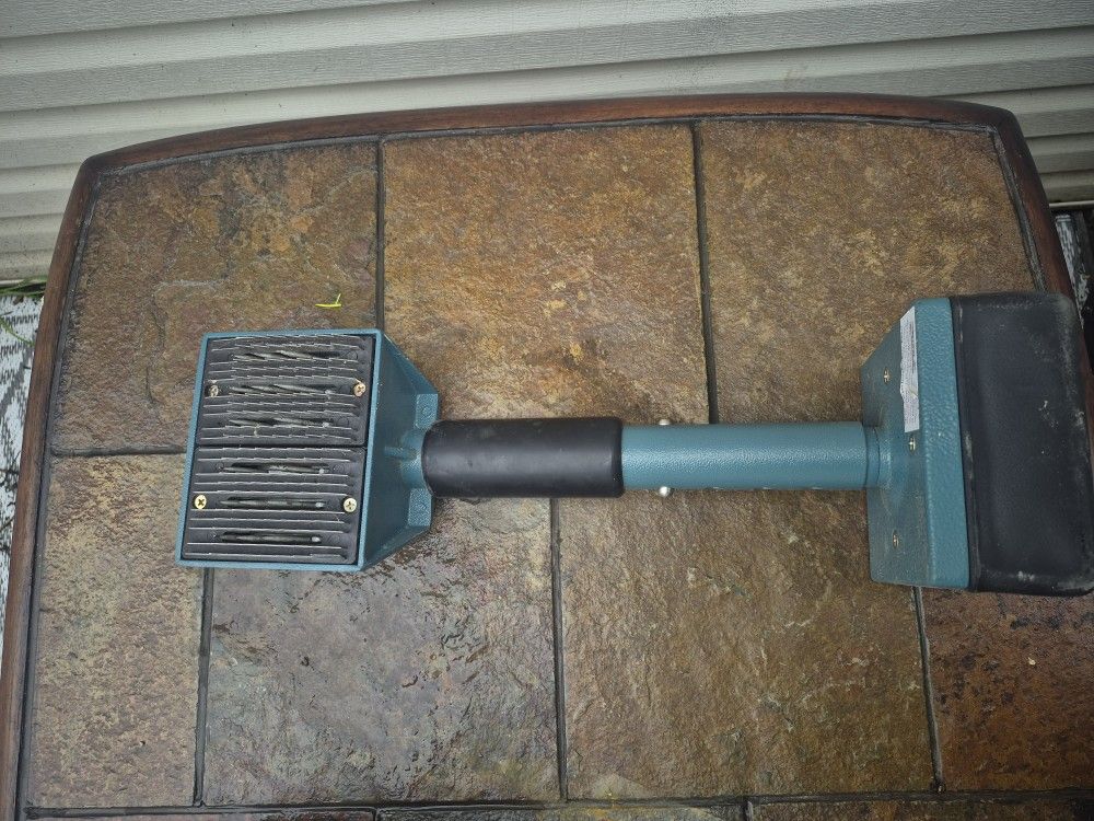 Carpet Installer/stretcher