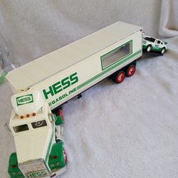 Hess 18 Wheeler With Race Car ( Sale Pending  )