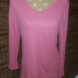 Democracy Women's Size Large Salmon V-Neck Thermal Tunic Top Ruching Long Sleeve

Excellent condition!!

Bundle and save with combined shipping**

