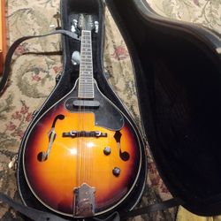 Fender FM-52E SB Electric Mandolin 