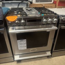 Slide Stove Gas Range LG SIGNATURE 5 Burner 30” 
