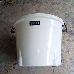 Authentic White YETI Tank 85 - Party Beverage Tub - $150 OBO