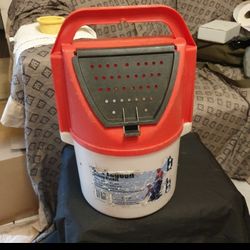 Bait Bucket 