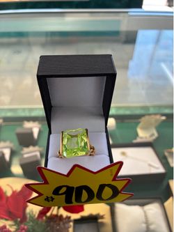 Birthstone ring