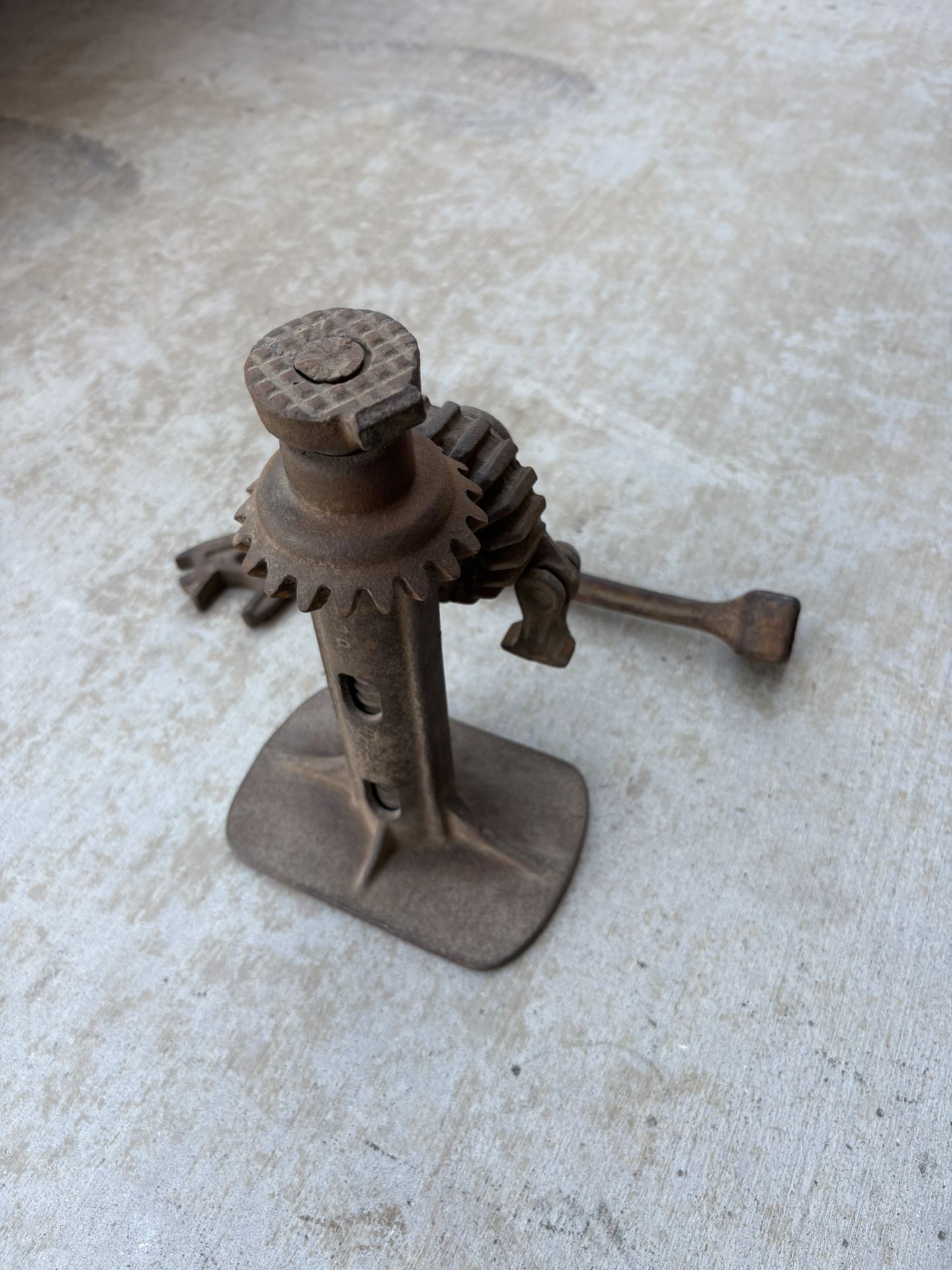 Vintage Car Jack ( Hesperia Ca )