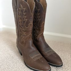 Ariat Women’s Boots Size 8