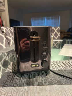 Bread toaster