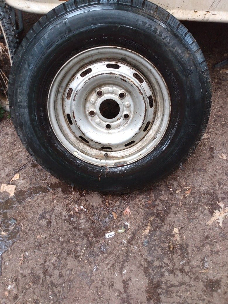 Dodge Ram 1500 94-01 Spare Tire and Rim 