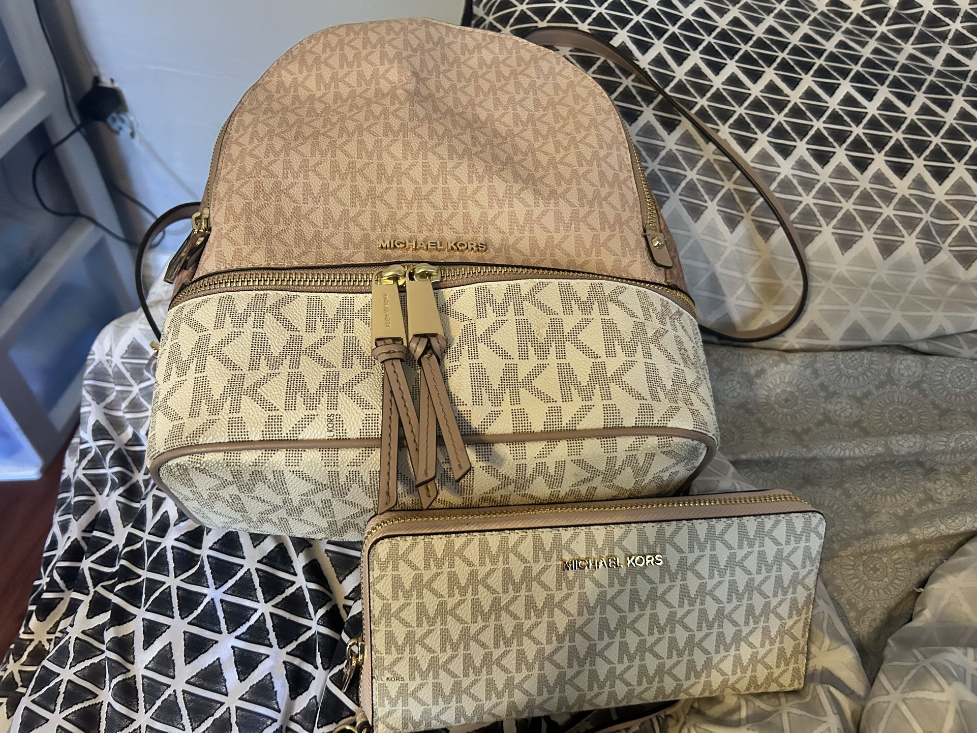Micheal Kors backpack & wallet 