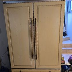 KitchenAid Built In Refrigerator Model # KBF042FTX00