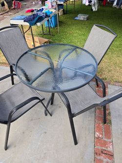 Round glass table, 4 chairs
