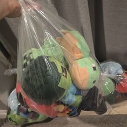 New Mine CRAFT Plushies Set Of 7 Plushies!