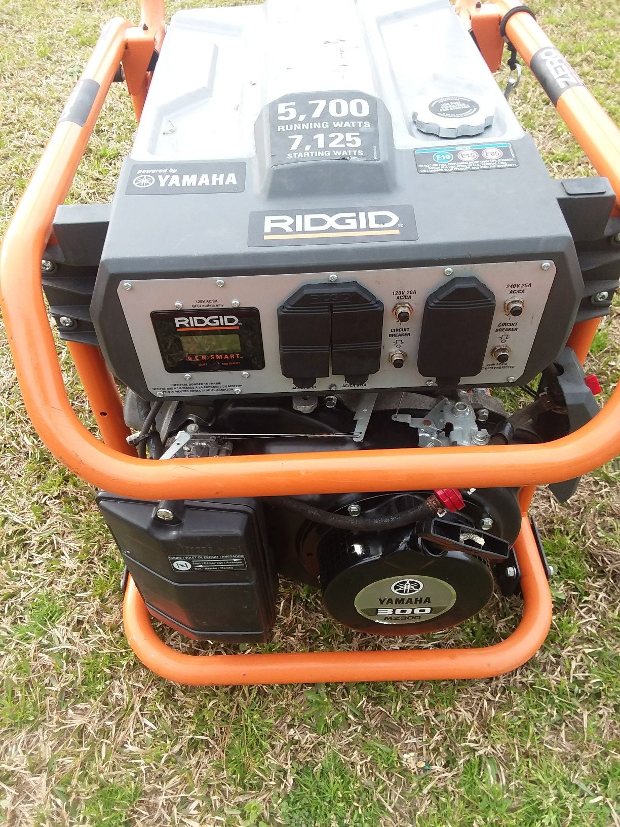 Ridgid generator 5,700 running watts 7,125 starting watts