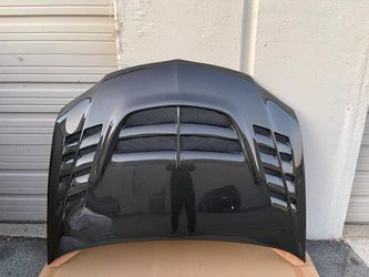 Brand New 2003 - 2007 Mitsubishi Lancer EVO 8 EVO8 EVO 9 EVO9 VIS Racing VTX Style Carbon Fiber Vented Hood