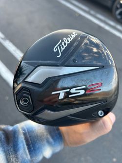 Titleist TS2 Driver with the original head cover