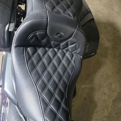 Saddlemen Seat 
