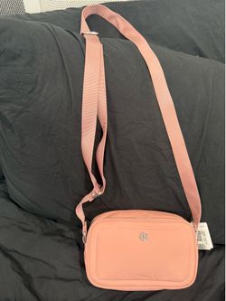 Brand new pink lululemon camera bag