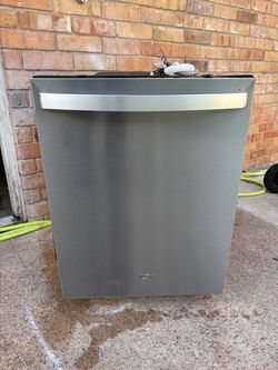 WHIRPOOL  DISHWASHER STAINLESS STEEL LAVAPLATOS ACERO INOXIDABLE