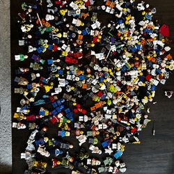Lego mini figures - huge lot - 20 years worth