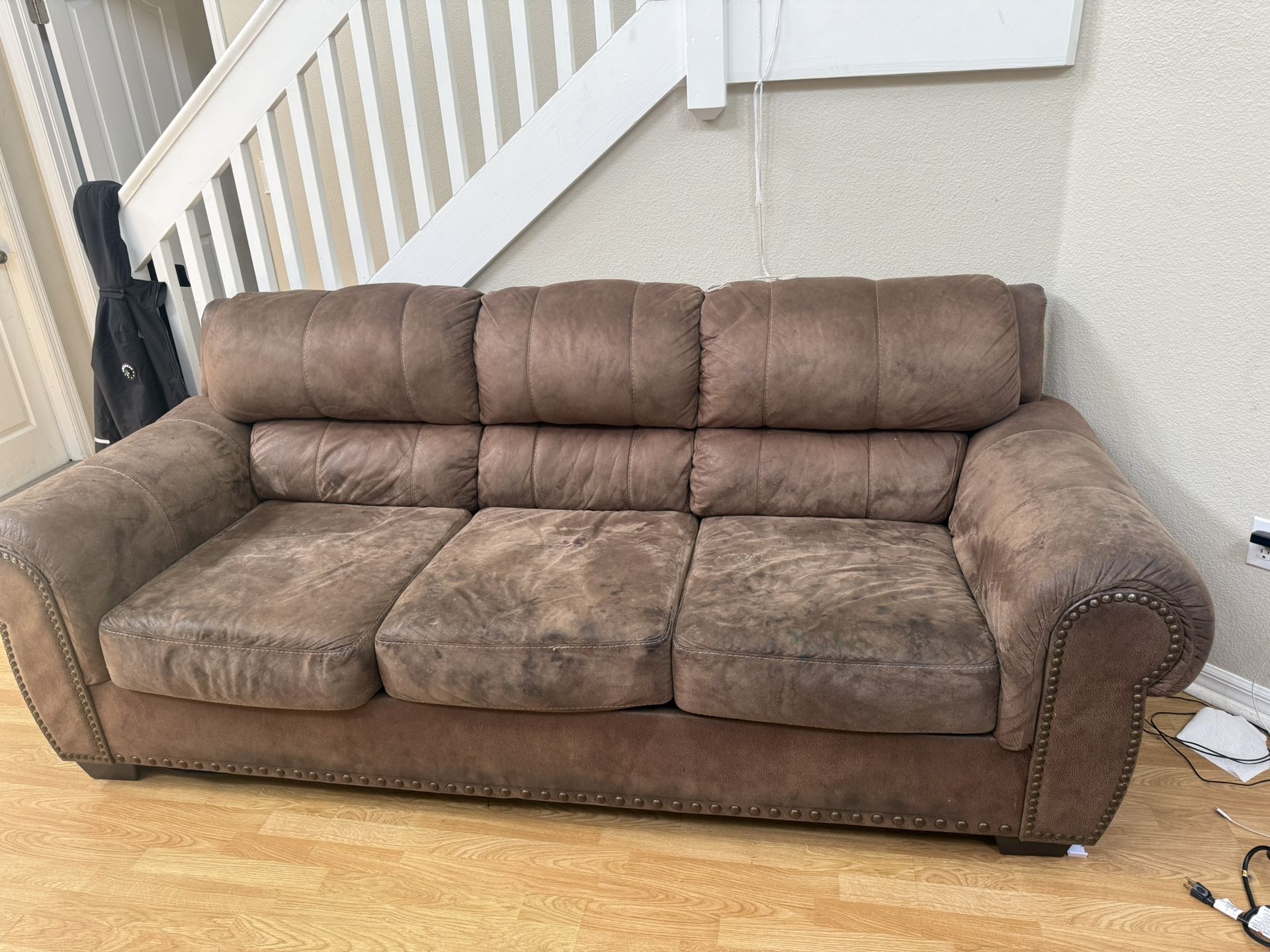 Used Sofa Set