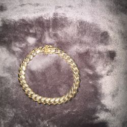Gold Cuban Link Bracelet