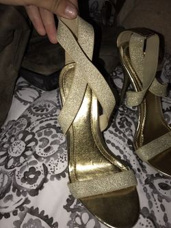 NEW GOLD HEELS
