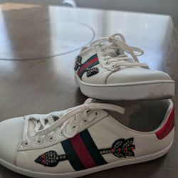 Gucci Women White Shoe Size 40