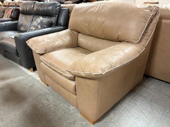 Beige Made in Italy Wide Arm Chair