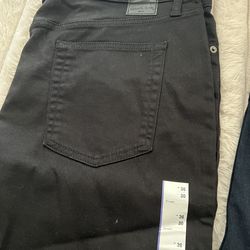Pantalón 36 x 30 $15 dlls NUEVO