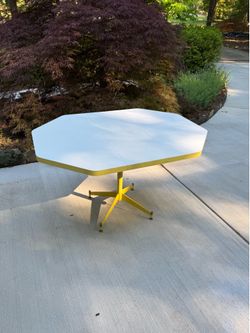 Vintage Mid Century Modern Retro Kitchen Dinning Table Yellow and White