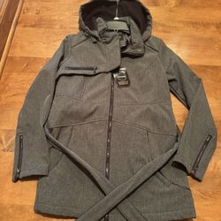 Women’s new with tags Steve Madden coat shipping available