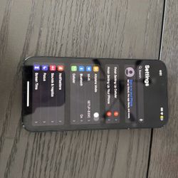 iPhone 14 64GB (SIM LOCKED)